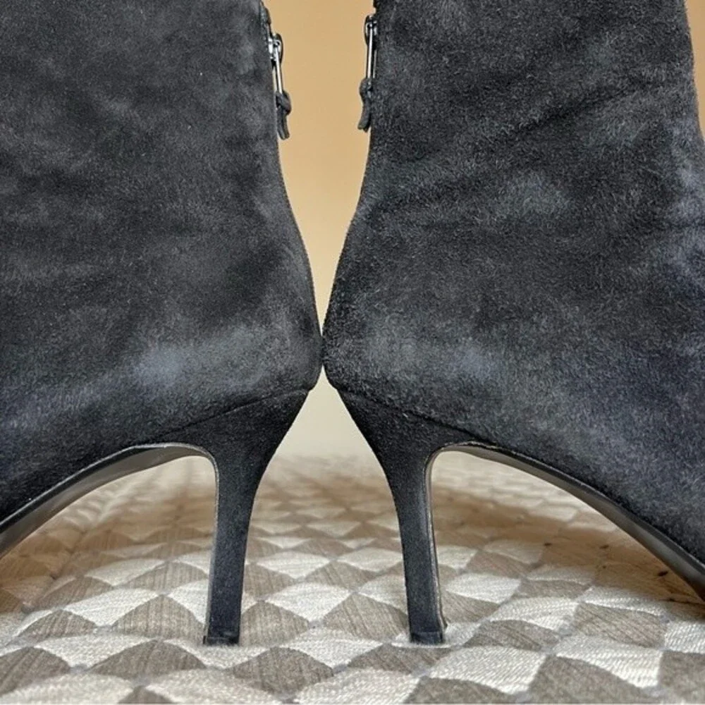 Stuart Weitzman‎ Black Suede Chic Heeled Ankle Boots Booties Back Zip Women 9.5